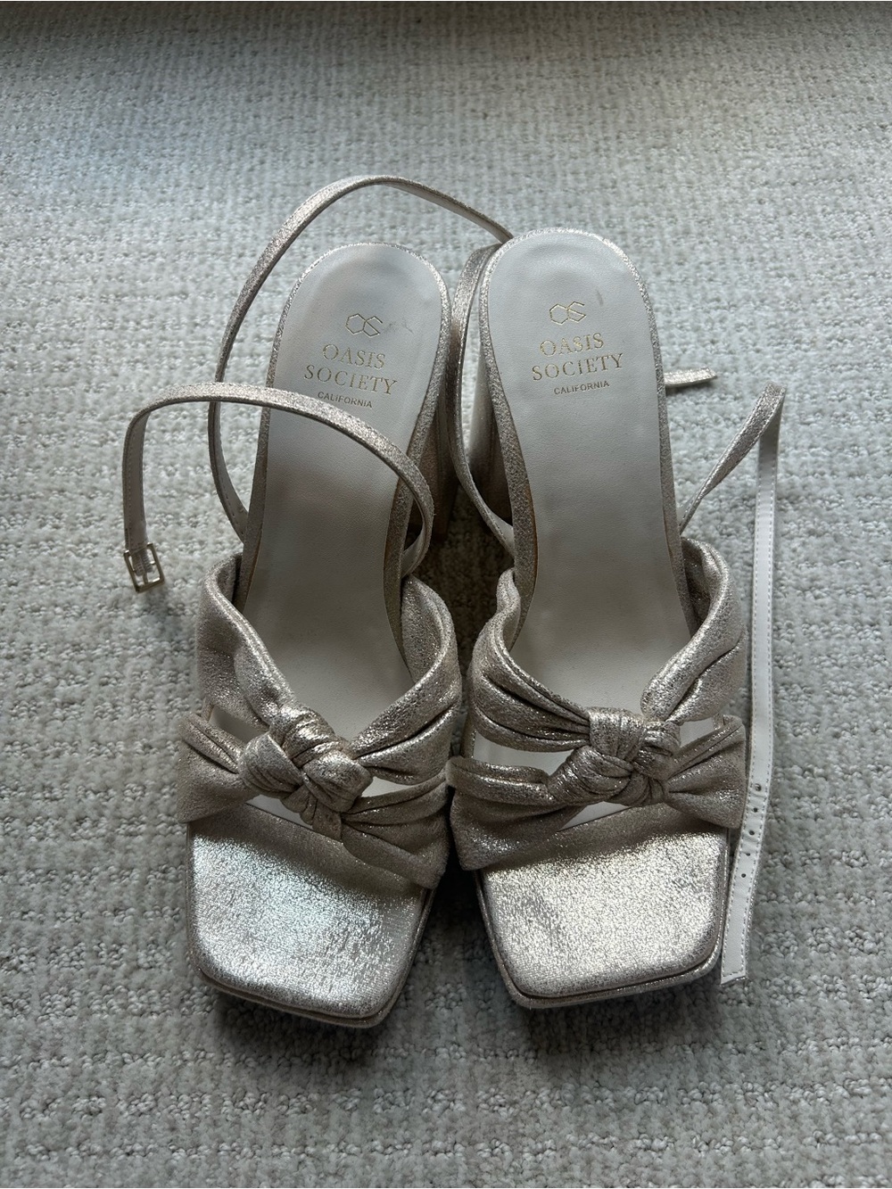 Oasis Society Metallic Champagne Knot Front Heeled Sandals